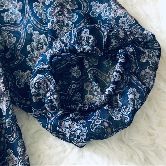 Mossimo polyester off the shoulder shirt size XS - Picture 7 of 8